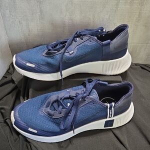 Nike Men's Navy Athletic Shoes